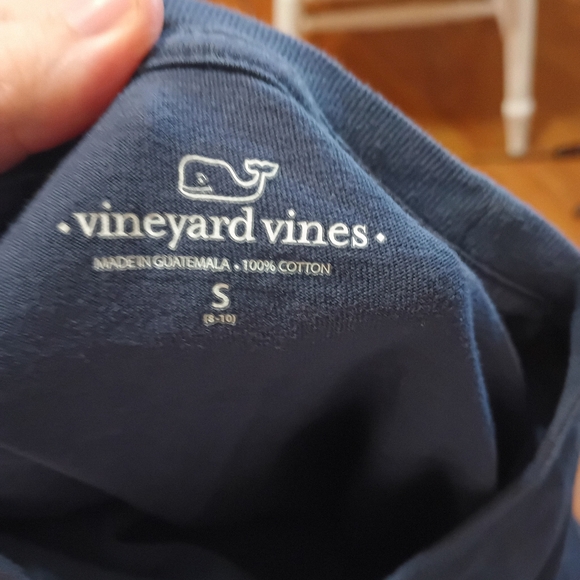 Vineyard Vines Navy Tee with Pocket - Picture 3 of 4